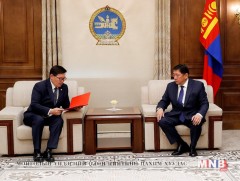 Сайдын үүрэгт ажлаас чөлөөлөх УИХ-ын тогтоол өргөн барилаа