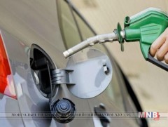 Түгээгүүрийн мэдрэгч ажиллахгүй, бензин асгарч байжээ