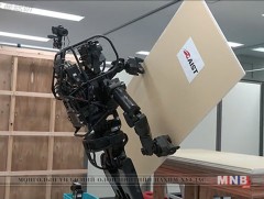 Японы эрдэмтэд барилга дээр ажиллах боломжтой робот бүтээгджээ