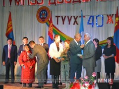 Багануур дүүрэгт худалдаа, нийтийн хоол, ахуй үйлчилгээний салбарын 40 жилийн ой тохиож байна