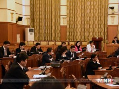 Согтуурах, мансуурах донтой хүнийг захиргааны журмаар албадан эмчлэх тухай хуулийн шинэчилсэн найр..