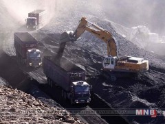 Уул уурхайн бүтээгдэхүүний хэлбэлзэл ханшийн тогтвортой байдалд нөлөөлөх эрсдэлтэй