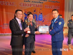 Баруун бүсийн ОБГ-ын алба хаагчдын урлагийн наадам боллоо