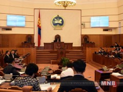  Зарим хуульд нэмэлт, оруулах тухай хуулийн төслүүдийг хэлэлцлээ