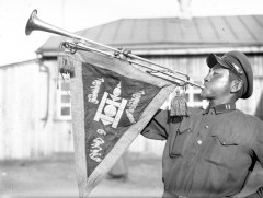 Анхдугаар Үндсэн хуулиа баталж, Бүгд Найрамдах улсаа тунхагласан нь