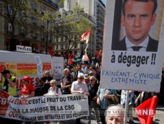 Францад шатахууны үнэ өсөхөд нөлөөлсөн татварыг эсэргүүцэгчдийн томоохон жагсаал болно