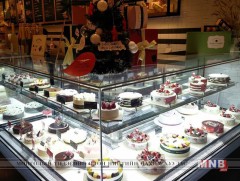 Шинэ жилийн үеэр дотоодын үйлдвэрлэгчид бялууны хэрэгцээг бүрэн хангаж чаддаггүй 