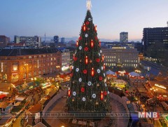 Дэлхийн улс орнууд Зул сар, Шинэ жилийн баярт зориулсан гацуурынхаа гэрлийг асаалаа 