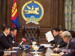 УИХ-ын дарга М.Энхболд шаардлага тавьсан 4 гишүүнтэй уулзлаа 