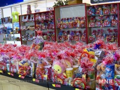 Шинэ жилийн бэлэгний хугацаа, найрлага, хаяг зэргийг нэг бүрчлэн шалгах ёстой