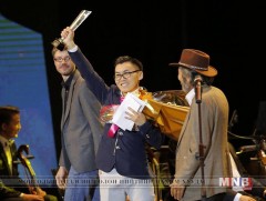 Ханын шүүгээн дэх мөрөөдөл