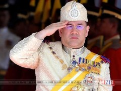 Малайзын Эзэн хаан тавдугаар Султан Мухамад хаан суудлаасаа татгалзлаа