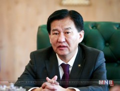 Ц.Даваасүрэн: Гэр хорооллын өрхийг шахмал түлшээр хангаснаар агаарын бохирдол 50 хувь буурна