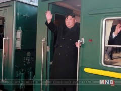 БНАСАУ-ын удирдагч Ким Жон Ун Ханой хотыг зорилоо