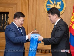 Монгол Улсын сайд, ЗГХЭГ-ын дарга Л.Оюун-Эрдэнэ тамгаа гардан авлаа