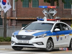 БНСУ-ын цагдаа нар гадны иргэдийн мэдээллийг гар утсаараа шалгадаг болжээ