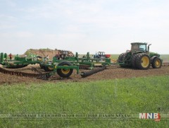 Газар тариалангийн талбайд цөлжилт их байна