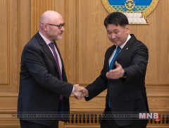 Ерөнхий сайд У.Хүрэлсүх Францын Элчин сайдыг хүлээн авч уулзав