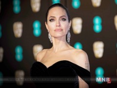 Анжелина Жоли 