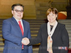 УИХ-ын дарга Г.Занданшатар Швейцарийн Элчин сайдын яамыг Монгол Улсад нээх санал дэвшүүллээ