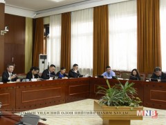 Хуульд нэмэлт, өөрчлөлт оруулах тухай хуулийн төслүүдийг хэлэлцэхийг дэмжив