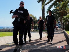 Франц улс террорист халдлагын эсрэг шалгалт хийж байна