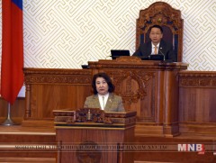 Хуулийн төслийн хэлэлцэх эсэх асуудлыг үдээс хойш үргэлжлүүлнэ