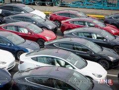 “Tesla” компани оны эхний улирлын байдлаар 702 сая ам.долларын алдагдал амсжээ