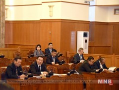 Зөвшөөрөл олгох харилцааг ил тод, хяналттай болгох хуулийн төслүүдийг хэлэлцэхийг дэмжив