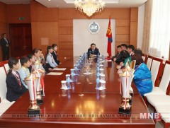УИХ-ын дарга Г.Занданшатар шатрын спортын аварга тамирчдыг хүлээн авч уулзлаа