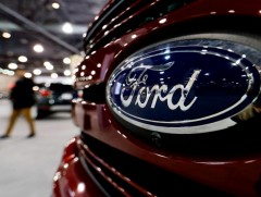 “Форд” компани 7000 орчим ажилтан цомхотгоно