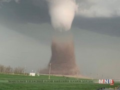 Румынд “Торнадо” хар салхи гарчээ