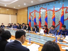 Хүсэлтээ гаргасан хүүхэд бүрт хүүхдийн мөнгө олгохыг Ерөнхий сайд үүрэг болголоо