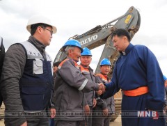 Баруун аймгуудын хэрэглээг бүрэн хангах цементийн үйлдвэрийн барилгын ажил эхэллээ