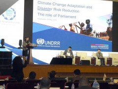 Гамшгийн эрсдлийг бууруулах, уур амьсгалын өөрчлөлтийн эсрэг тэмцэх талаар хэлэлцлээ