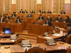 Харилцаа холбооны тухай хуульд нэмэлт, өөрчлөлт оруулах тухай хуулийн төслийн анхны хэлэлцүүлгийг ..