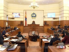 2.9 тэрбум ам.долларын гадаад үнэт цаасны төлбөрийг төсөв, эдийн засагт дарамт үүсгэхгүй төлөхөөр ..