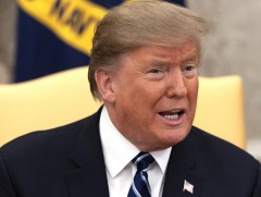 Дональд Трамп: Хууль бус цагаачлалын асуудал шийдэгдэхгүй бол гаалийн татвар нэмэгдсээр байна 