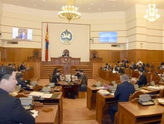 УИХ-ын чуулганы үдээс өмнөх хуралдаан завсарлав