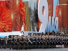 Аугаа их ялалтын 74 жилийн ойд: Баярын парад /шууд/