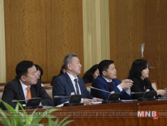 Хуулийн төслүүдийн анхны хэлэлцүүлгийг хийв