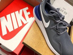 Гутал үйлдвэрлэгчид Дональд Трампыг худалдааны маргаанаа дуусгахыг хүсчээ 