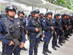 Мексикийн засаг захиргаа хууль бус цагаачдын эсрэг цэрэг илгээлээ