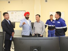 БНЭУ-ын Элчин сайд М.П.Сингх: Газрын тос боловсруулах үйлдвэрийн дэд бүтцийн ажлын явц сайн байна