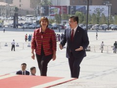 УИХ-ын дарга Г.Занданшатар Швейцарын Холбооны Улсын Үндэсний Зөвлөлийн дарга Марина Кароббио Гүшэт..