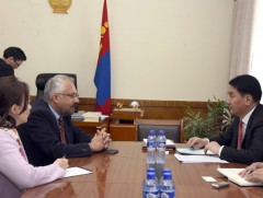 Эдийн засгийн байнгын хорооны дарга Ж.Ганбаатар ОУВС-гийн суурин төлөөлөгчтэй уулзлаа