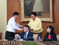 У.Хүрэлсүх: Кино, урлагийг дэмжих Үндэсний хороо байгуулах тухай хуульчлах нь зүйтэй