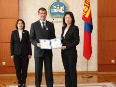 Олон улсын 3х3 сагсан бөмбөгийн холбооны гүйцэтгэх захирлыг 