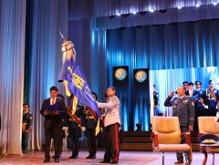 Онцгой байдлын ерөнхий газрыг Цэргийн гавьяаны улаан тугийн одонгоор шагнаж, илгээлт хүргүүллээ