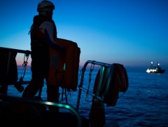 БНСУ тэнгисийн хилийн хяналтаа нэмэгдүүлнэ 